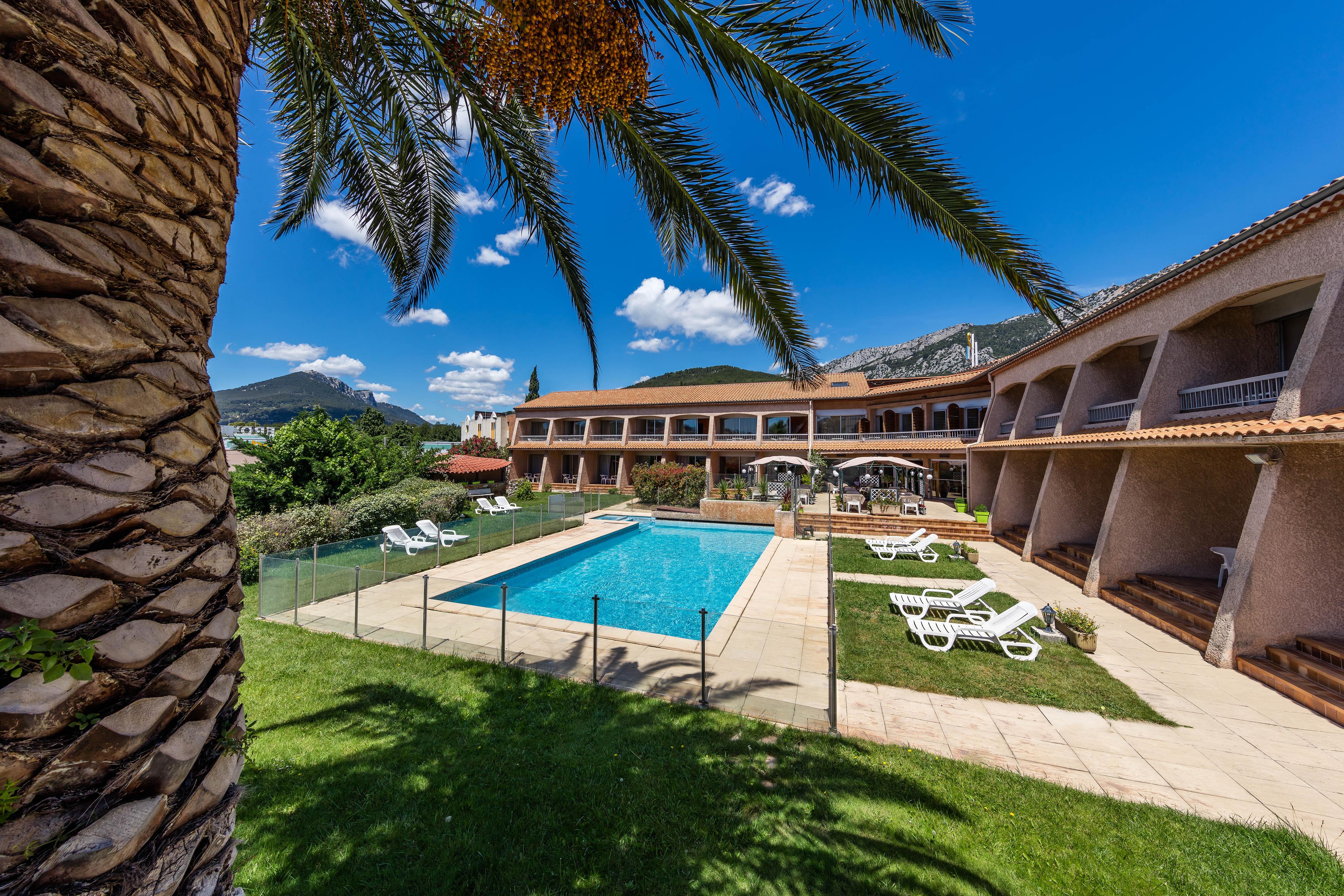 Noemys Toulon La Valette - Hotel Restaurant Avec Piscine Ngoại thất bức ảnh