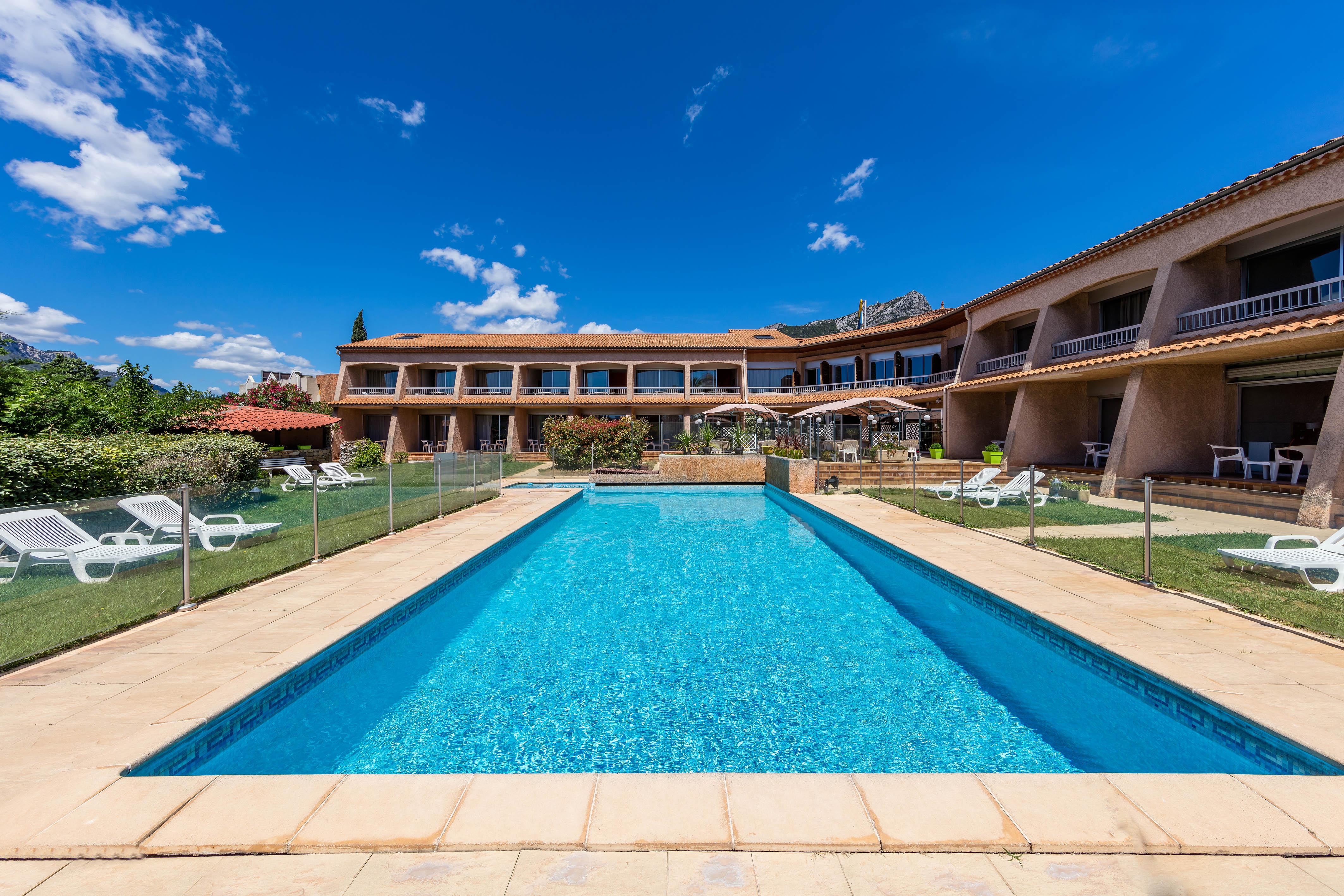 Noemys Toulon La Valette - Hotel Restaurant Avec Piscine Ngoại thất bức ảnh