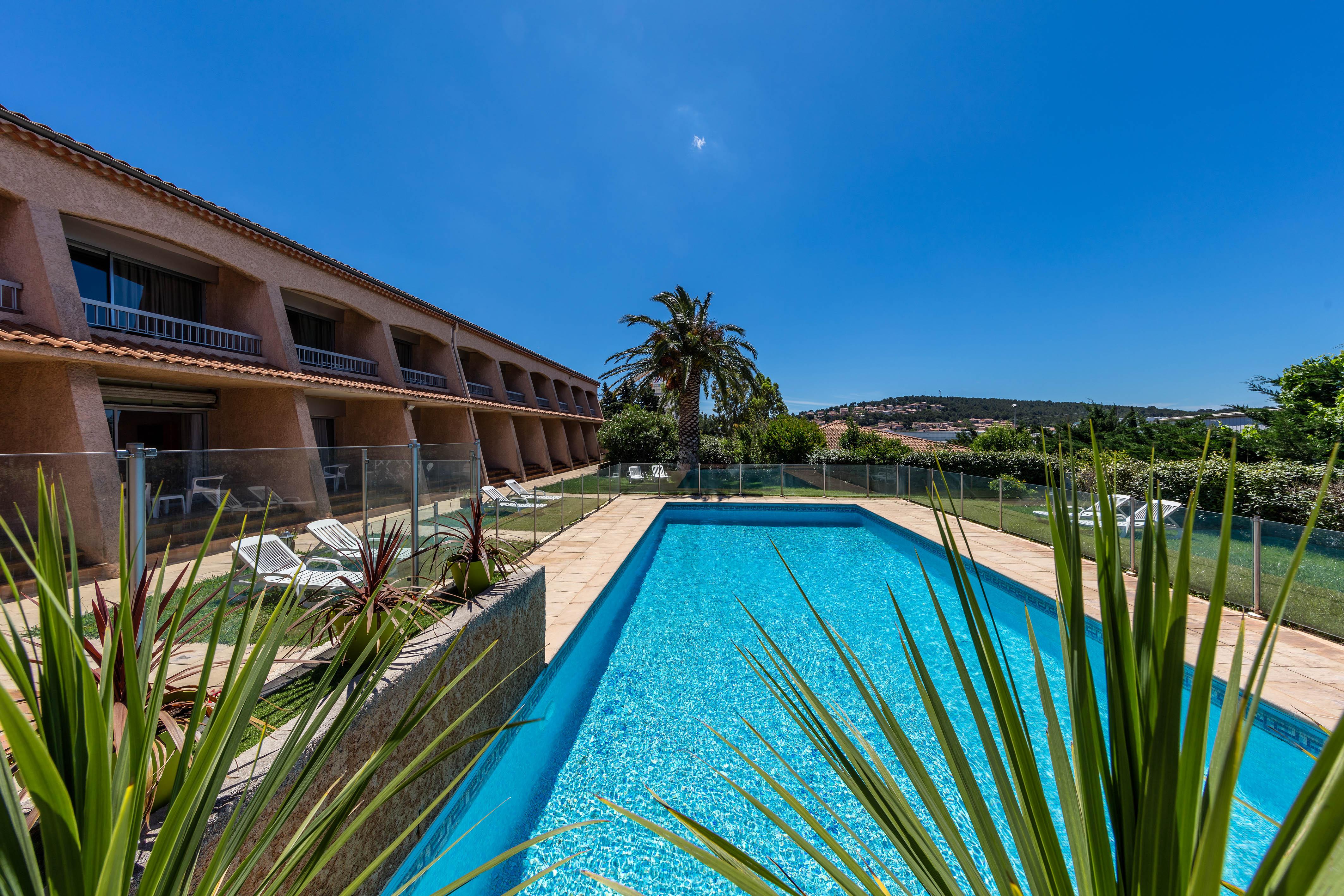 Noemys Toulon La Valette - Hotel Restaurant Avec Piscine Ngoại thất bức ảnh