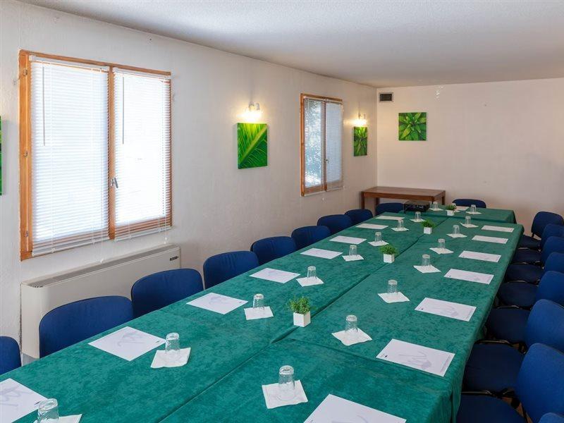 Noemys Toulon La Valette - Hotel Restaurant Avec Piscine Ngoại thất bức ảnh